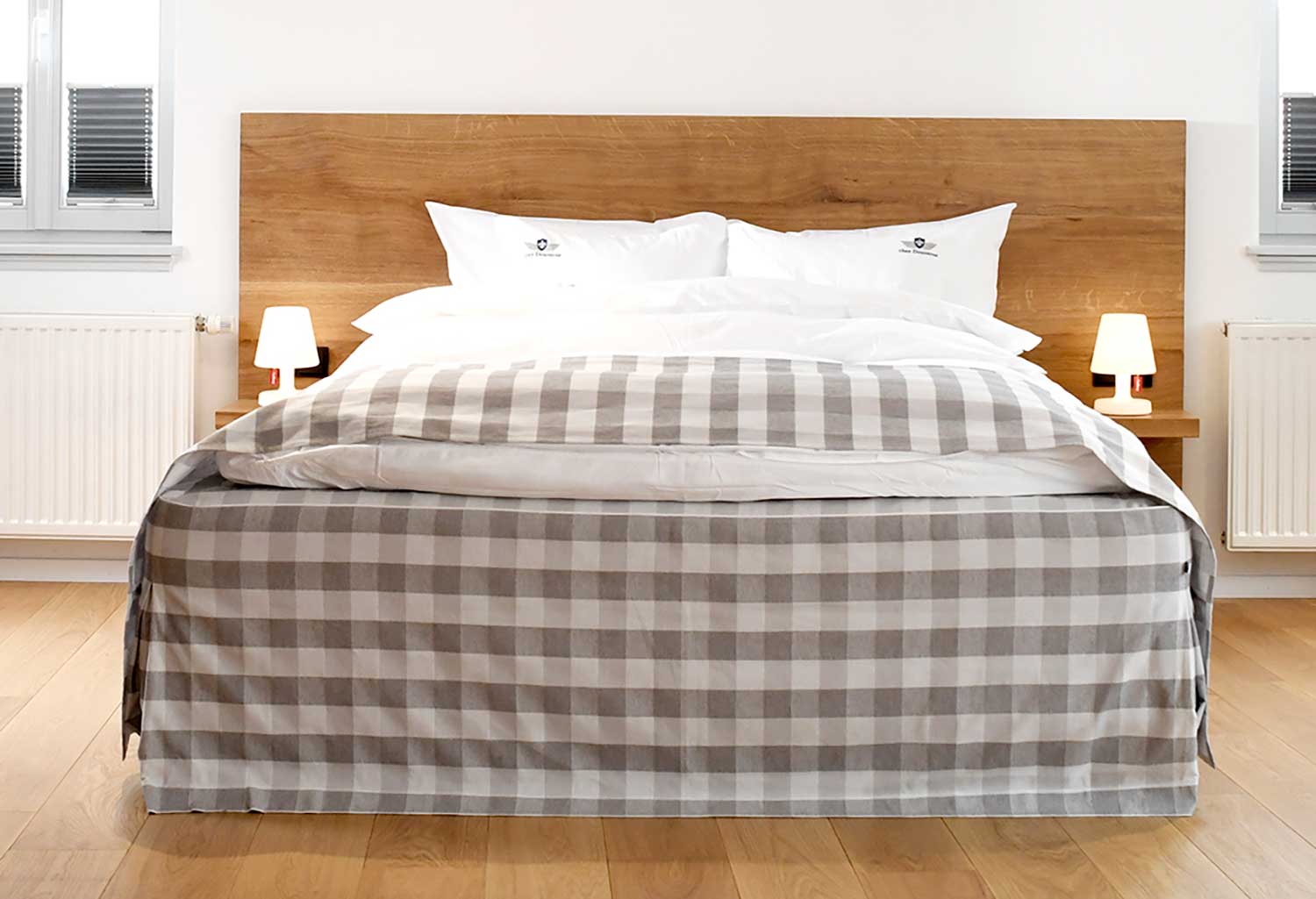 Hästens Eala Sale - Taupe Check